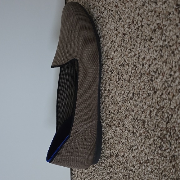 Rothys Sz 9.5 The Lounge Loafer In Sparrow - Picture 5 of 12